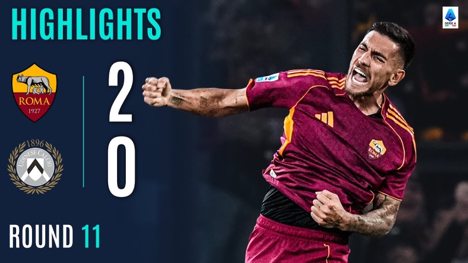 AS ROMA &ndash; UDINESE: CUORE, GRINTA E VITTORIA DA PRIMA DELLA CLASSE<br /><br />Ragazzi&hellip; che domenica!<br />All&rsquo;Olimpico ieri non si &egrave; vista solo una partita di calcio: si &egrave; vista LA ROMA, quella con la R maiuscola, quella che quando scende in campo senti lo stomaco che si stringe, quella che ti fa dire: &ldquo;S&igrave;, questa squadra &egrave; roba nostra. Questa qui lotta per noi.&rdquo;<br /><br />L&rsquo;INGRESSO IN CAMPO: IL FUOCO NEGLI OCCHI<br /><br />La squadra &egrave; entrata che sembrava avere la fiamma dentro. Non era solo una giornata di campionato, era una dichiarazione:<br /><br />La Roma &egrave; prima e vuole restarci.<br /><br />E tutto lo stadio lo ha capito.<br />Coreografia da brividi, sciarpe alte, la Curva Sud che sembrava un vulcano pronto ad eruttare. L&rsquo;Udinese? Onesta, volenterosa&hellip; ma ieri era chiamata a fare da comparsa nella nostra storia.<br /><br />IL GIOCO: CALMA, CORAGGIO E POI COLTELLO FRA I DENTI<br /><br />La Roma ha giocato come gioca una squadra che sa quello che vuole: niente frenesia, niente paura, solo testa e cuore.<br />L&agrave; dietro muro su muro, a centrocampo padroni del mondo, davanti la cattiveria giusta.<br /><br />E quando &egrave; arrivato il gol&hellip;<br />MAMMA MIA.<br />Un&rsquo;esplosione di voce, di braccia al cielo, di lacrime, di abbracci tra sconosciuti.<br />&Egrave; la Roma questa: gente diversa che diventa famiglia.<br /><br />IL FINALE &Egrave; STATO UN ATTO DI FEDE<br /><br />Perch&eacute; noi romanisti non vinciamo mai senza soffrire, eh?<br />Gli ultimi minuti col fiato sospeso, la Curva che spingeva, lo stadio che tremava.<br />Ma alla fine&hellip;<br />&Egrave; arrivato il triplice fischio.<br />E siamo scoppiati tutti: un boato che si &egrave; sentito fino a Trigoria.<br /><br />PRIMI IN CLASSIFICA<br /><br />Leggetelo bene.<br />Ripetetelo piano.<br />Assaporatelo:<br /><br />PRIMA. LA. ROMA.<br /><br />Non ci regalano niente, non ci &egrave; mai stato regalato nulla.<br />Ma essere l&agrave; sopra, adesso, cos&igrave;&hellip; ha un sapore che solo chi vive questa citt&agrave; lo pu&ograve; capire.<br /><br />PERCH&Eacute; NOI NON SIAMO TIFOSI. NOI SIAMO FEDE.<br /><br />La Roma &egrave; la sveglia la mattina, &egrave; l&rsquo;umore per tutta la settimana, &egrave; quel brivido quando senti l&rsquo;inno, &egrave; la lacrima che ti scende anche se fai finta di no.<br /><br />E ieri la squadra ha giocato come giocherebbe un romanista:<br /><br />Con il cuore in mano<br /><br />Con la faccia contro il vento<br /><br />Senza mai abbassare lo sguardo<br /><br />AVANTI COS&Igrave;<br /><br />La strada &egrave; lunga, nessuno ci regaler&agrave; nulla&hellip;<br />Ma se questa Roma continua cos&igrave;, con questa fame, con questa cattiveria, con questa SPINTA DEL POPOLO, allora s&igrave;&hellip; possiamo sognare.<br /><br />E ricordatevelo tutti:<br /><br />LA ROMA NON SI AMA PERCH&Eacute; VINCE.<br />LA ROMA VINCE PERCH&Eacute; LA AMIAMO.<br /><br />DAJE ROMA DAJE.<br />SEMPRE.<br />MO&rsquo; PI&Ugrave; CHE MAI. 🟡🔴🔥<br /><br />Tifosi della Magica, preparatevi a ululare di gioia!<br />Ieri allo Stadio Olimpico di Roma, la nostra amata AS Roma ha fatto vibrare le tribune con una prestazione che profuma di grande impresa: vittoria per 2-0 contro la Udinese e primo posto solitario in classifica! <br /><br />🎉 Il racconto della partita<br />Dopo un avvio equilibrato, &egrave; arrivato il momento che i nostri cuori aspettavano: al 42&prime; del primo tempo, un fallo di mano dell&rsquo;Udinese nell&rsquo;area di rigore ha spalancato il varco al capitano Lorenzo Pellegrini che ha trasformato il calcio di rigore con freddezza.<br />Nel secondo tempo, al 61&prime;, &egrave; stato il turco Zeki &Ccedil;elik a infilare il raddoppio con un&rsquo;azione costruita con il cuore e l&rsquo;ingegno della nostra squadra: triangolo con Gianluca Mancini e gol. <br />L&rsquo;Udinese ha provato a reagire, ma la nostra difesa reggeva, e il portiere Mile Svilar &egrave; stato decisivo in almeno un paio di occasioni. <br /><br />💛❤️ Perch&eacute; questa vittoria vale tanto<br /><br />Il plus di classifica: con questi tre punti, la Roma sale in vetta alla Serie A con 24 punti, davanti a  Milan e Napoli.<br />La solidit&agrave; difensiva: la squadra continua a dimostrarsi una fortezza. Non solo i gol, ma soprattutto non concedere reti fa la differenza.<br />Il segnale che arriviamo da protagonisti: non pi&ugrave; squadra che sogna, ma squadra che agisce. Fin dalle battute iniziali si &egrave; capito che la Roma voleva imporre il proprio gioco. <br /><br />🔥 Dal cuore della Curva<br />Ragazzi, ieri c&rsquo;era un&rsquo;atmosfera da brivido: il boato al momento del rigore di Pellegrini ha fatto tremare le gradinate, e quando &Ccedil;elik ha infilato il secondo, &egrave; esplosa la Sud in un tripudio di bandiere giallorosse. Si &egrave; visto che la squadra ha sentito la fiducia del popolo romanista.<br />&Egrave; una vittoria che sa di &ldquo;questo &egrave; il nostro anno&rdquo;, lo possiamo sentire nell&rsquo;aria. Non &egrave; un sogno, &egrave; realt&agrave; in costruzione.<br /><br />📝 Qualche nota &ldquo;da dietro le quinte&rdquo;<br /><br />L&rsquo;Udinese ha tentato di pressare, ma la Roma ha saputo gestire i momenti difficili con sangue freddo. <br />Il tecnico Gian Piero Gasperini (s&igrave;, proprio lui) sta imprimendo una mentalit&agrave; vincente: meno fronzoli, pi&ugrave; concretezza.<br />Attenzione per&ograve;: non bisogna adagiarsi. Gli obiettivi sono alti e la strada lunga. Ma con questa attitudine possiamo davvero puntare in alto.<br /><br />🚀 E adesso?<br />La sosta nazionale arriva al momento giusto per ricaricare le batterie, ma al ritorno la Roma dovr&agrave; continuare sulla scia di questa prestazione: aggressiva, compatta, determinata. I tifosi sono pronti: voi ce la farete squadra, noi ci saremo settimana dopo settimana, con il cuore in gola e la voce in gola.<br />In conclusione, compagni giallorossi: ieri non &egrave; stata solo una vittoria. &Egrave; stata una dichiarazione d&rsquo;intenti.<br />La Roma &egrave; tornata, e noi siamo con lei, sempre. Forza Roma! 💛❤️